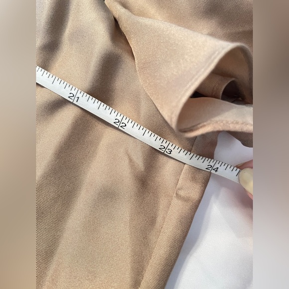 MICHAEL Michael Kors Size 1X Beige Blue Short Sleeve Blouse 100% Silk - Picture 6 of 10